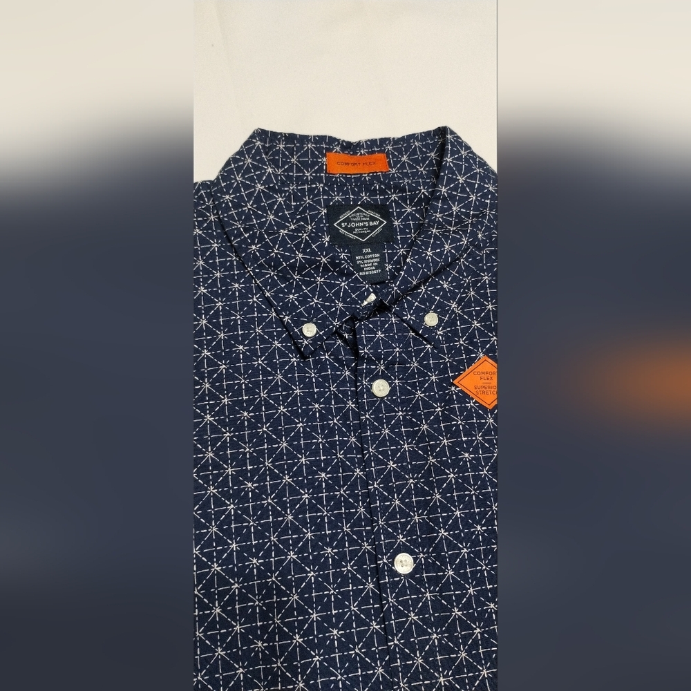 St. John's Bay Dark Blue Geometric Men's Shirt (XXL) - Picture 6 of 7